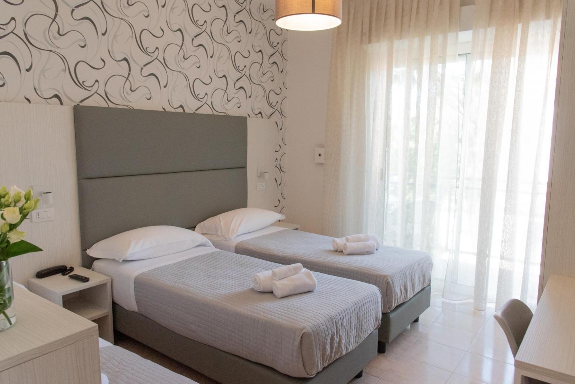 Hotel Maestri Riccione Zewnętrze zdjęcie
